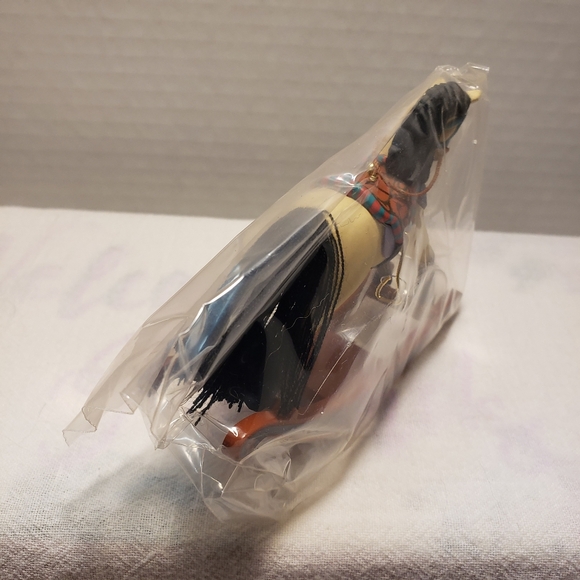 Beautiful Vintage 1991 Hallmark Keepsake Ornament new in original packaging. - Picture 4 of 13